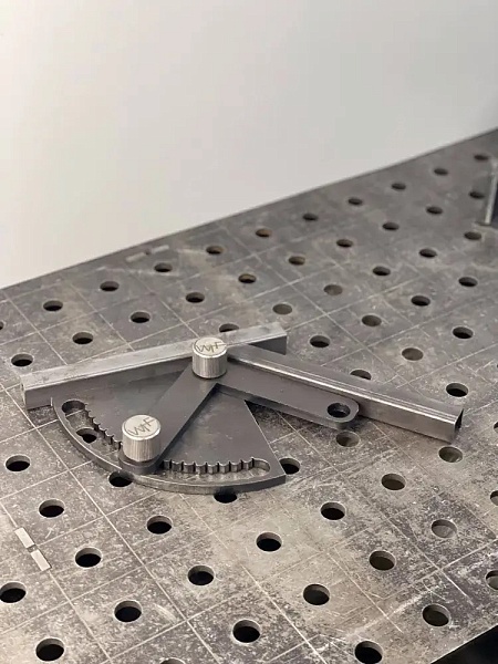 ���� ������� �����������