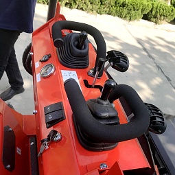 ����-��������� � �������� ��������� FY-800��� -950 ��., ���������������� -470 ��., ����� ����� - 0,13 �3, �������� ��������� -23 �.�.)