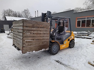 Вилочный опрокидыватель контейнеров ВОК-1200