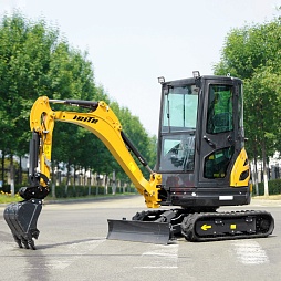 Мини-экскаватор LT1025S Mini Excavators (Рабочий вес -2500 кг., Объём ковша -0,066 м3, Мощность двигателя -20,0 л.с.)