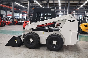 ����-��������� HY-1100 (���������������-1100 ��., ������� ��� -3700 ��., ����� �����-0,55 �3, �������� ���������-75 �.�.)