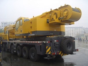 ���� XCMG �� ������������� ����� QY130K