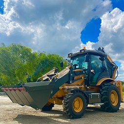 ����������-��������� LTZ-388 (����� ������������ ����� - 1,0 �3, ��������� Yuchai (85 ���) 115 �.�., 4�4, ���������, �����������)