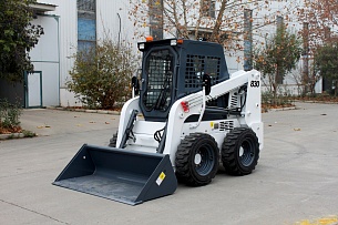 ����-��������� HY-830 (���������������-830 ��., ������� ��� -2980 ��., ����� �����-0,5 �3, �������� ���������-62 �.�.)