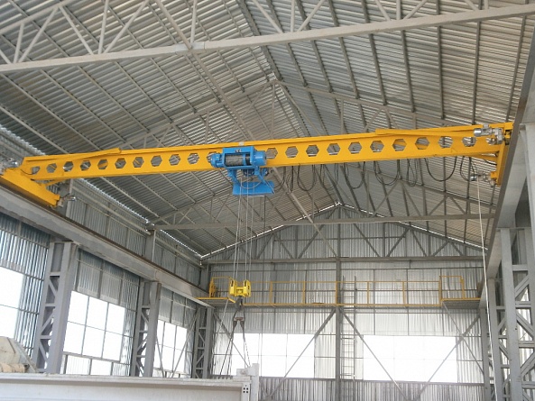 Кран мостовой электрический однобалочный опорный пролет 19,5 м. ГОСТ 22045-89 Кран мостовой электрический однобалочный опорный пролет 19,5 м. ГОСТ 22045-89